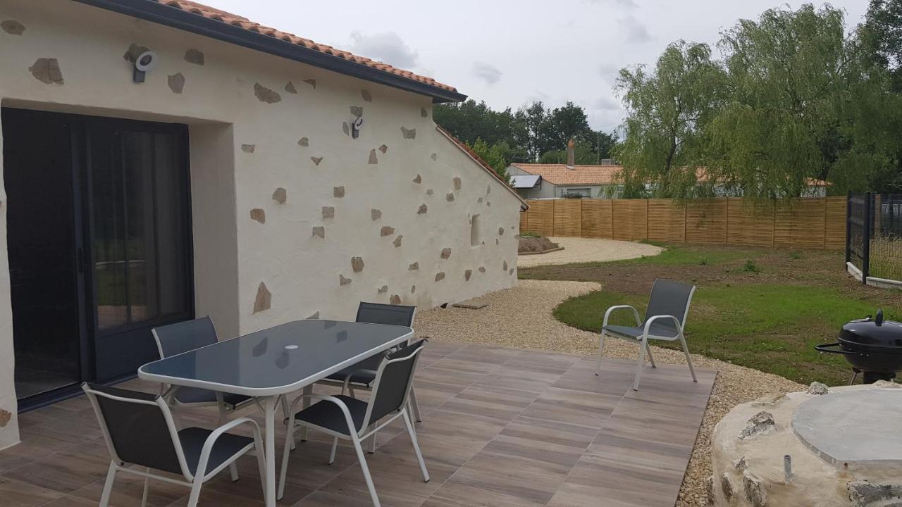 Gite De La Haie Apremont  Exteriör bild